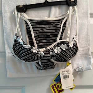 Vintage Bikini - NWT 🌴😊🌴